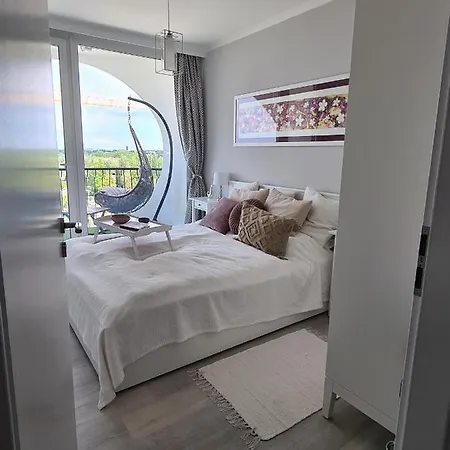 Petit Blanc Vizparti Premium Apartman Siófok